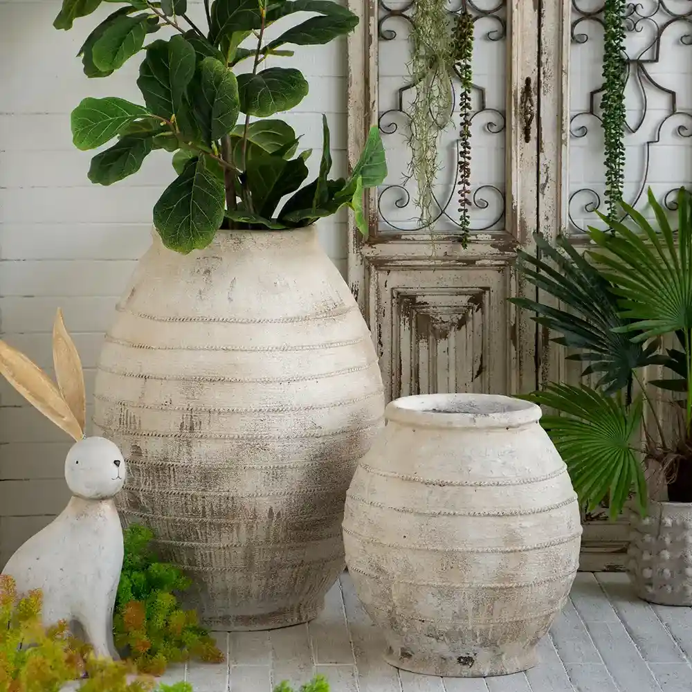 Pots & Planters
