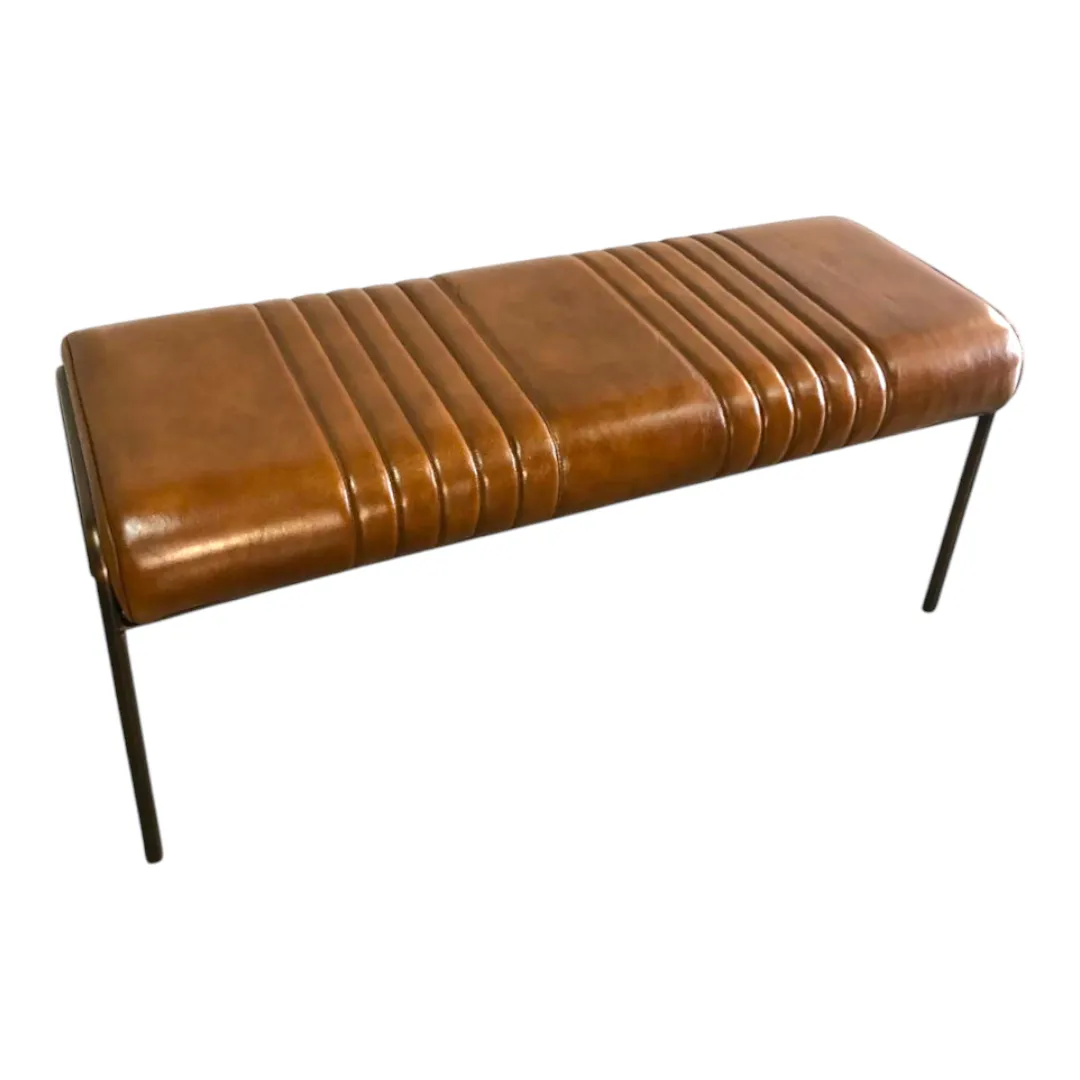 The Cognac Avenue Bench (مقعد أفينيو البني)