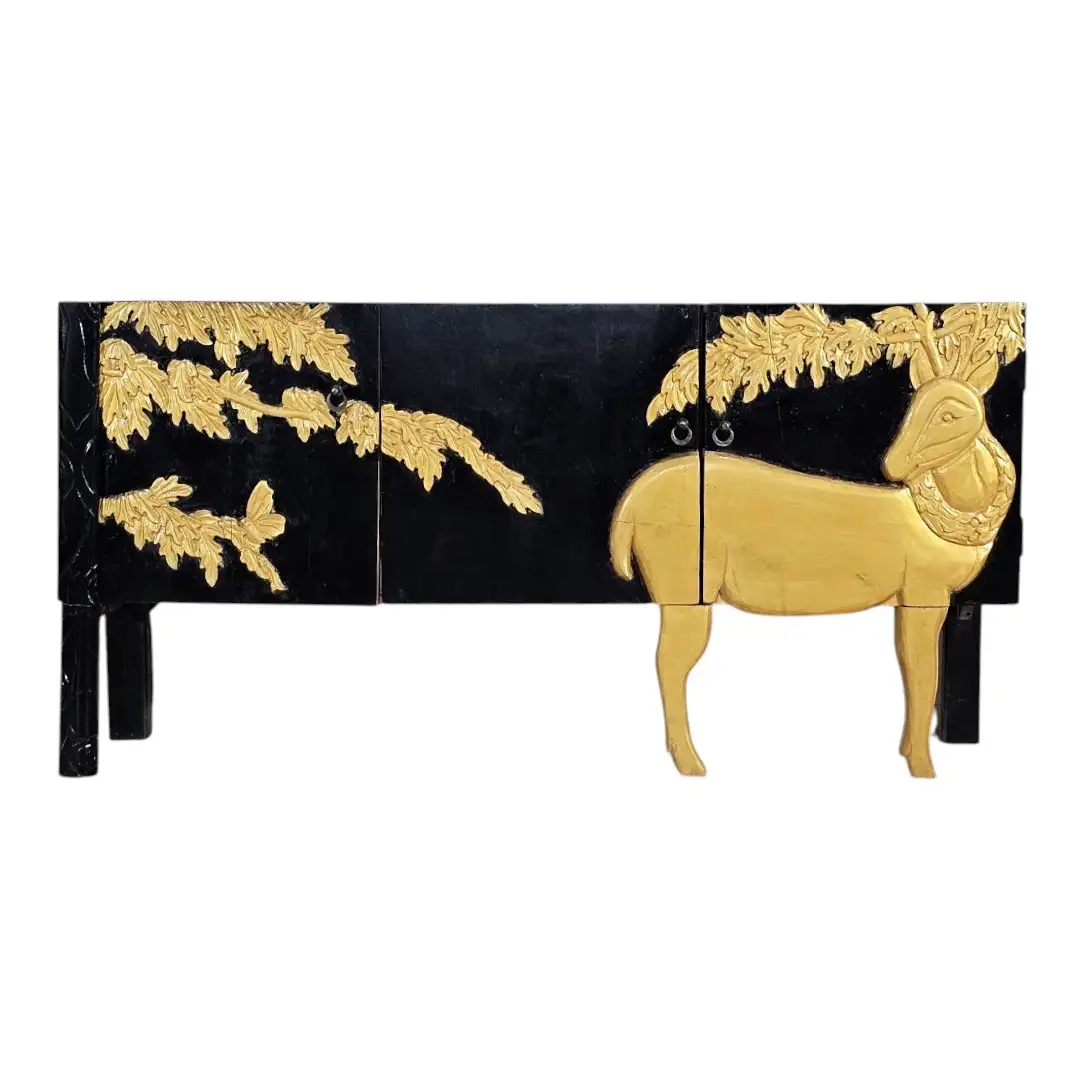 The Windsor Gilt Stag Sideboard / بوفيه ويندسور المذهب