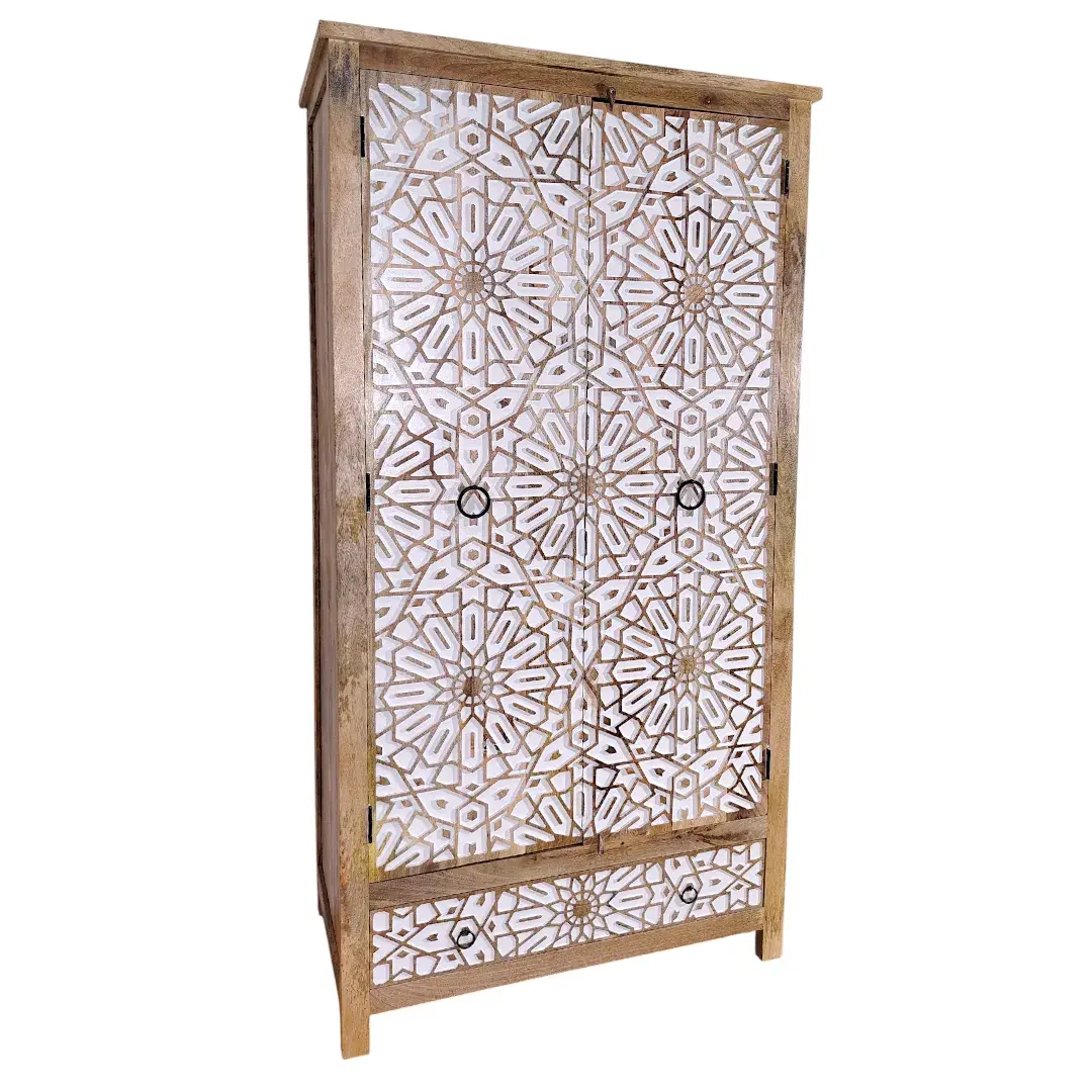 Najmat al-Falak (نجمة الفلك - Star of the Cosmos)