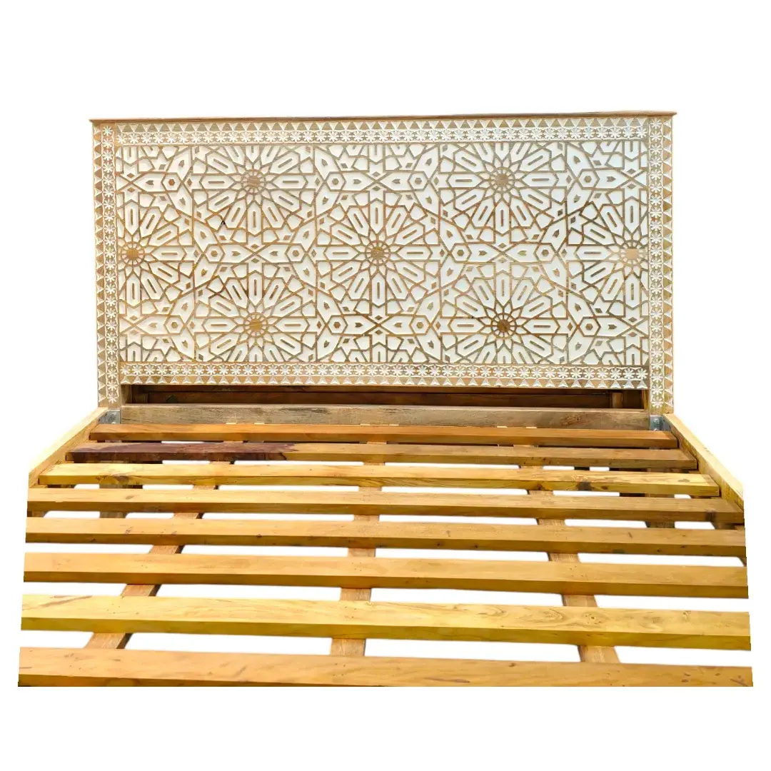 Mashrabiya Serenity Bed