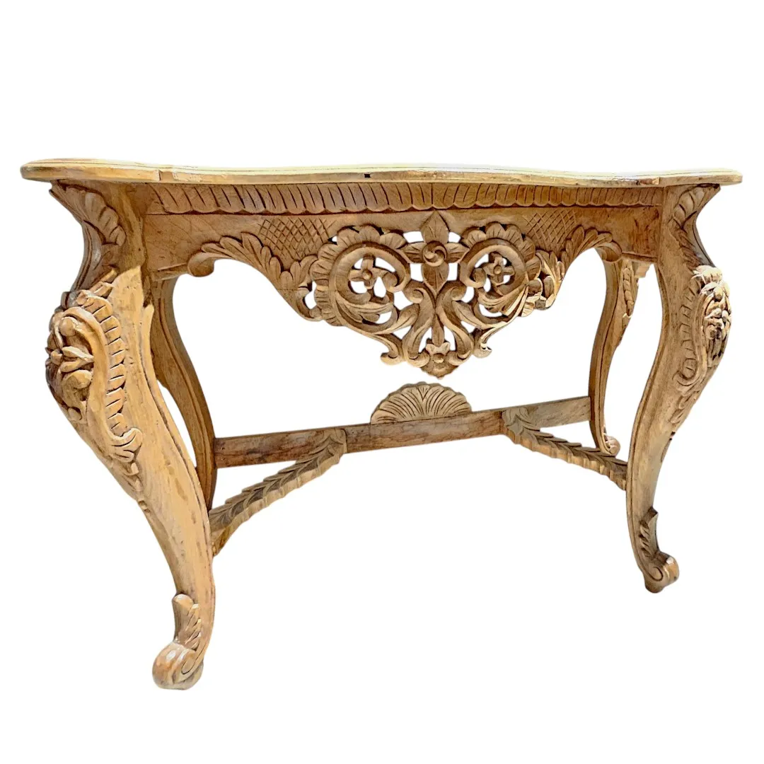 The Versailles-Mughal Fusion Console