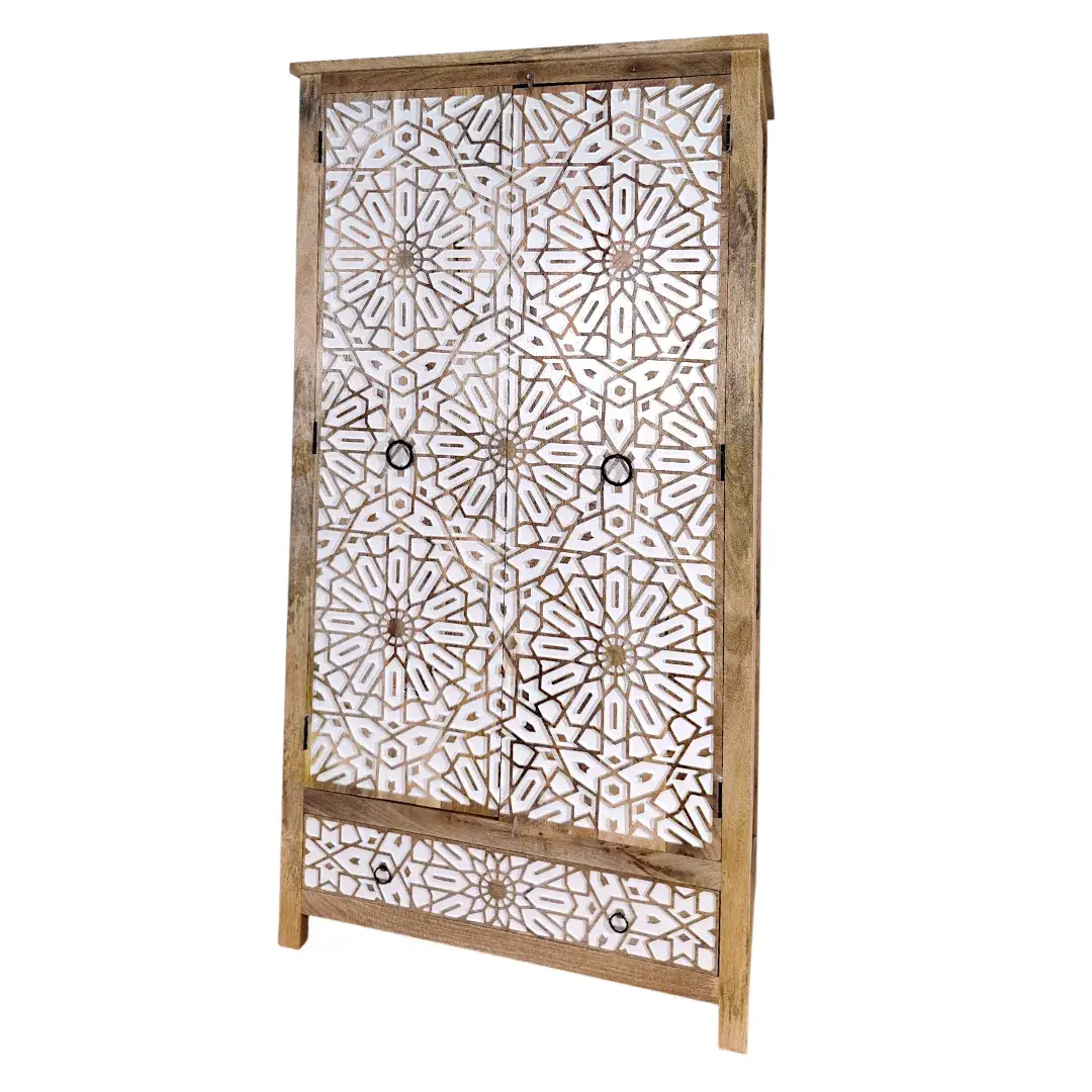 Najmat al-Falak (نجمة الفلك - Star of the Cosmos)