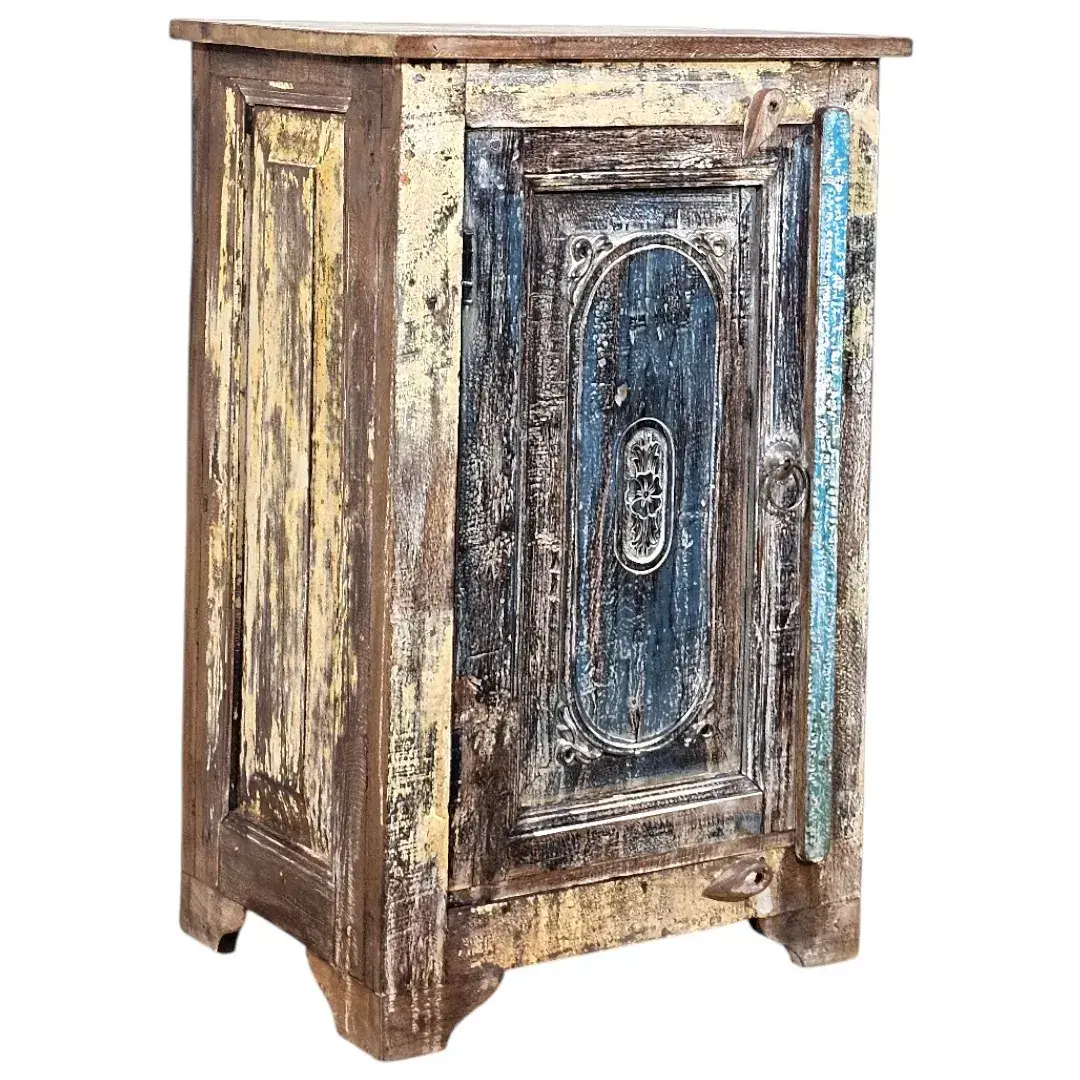 Rustic Heritage Nightstand (Mesa de Noche Rústica)