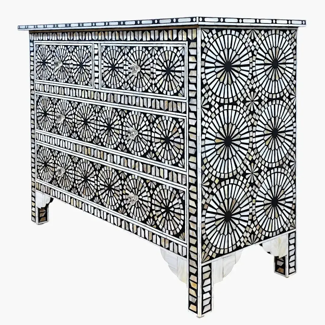 Cassiopeia Commode en Nacre | Étoile Inlay Chest