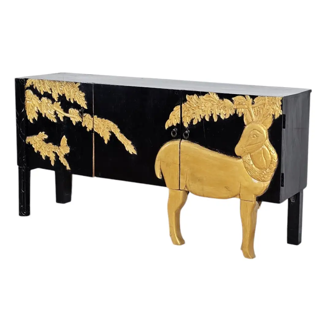 The Windsor Gilt Stag Sideboard / بوفيه ويندسور المذهب