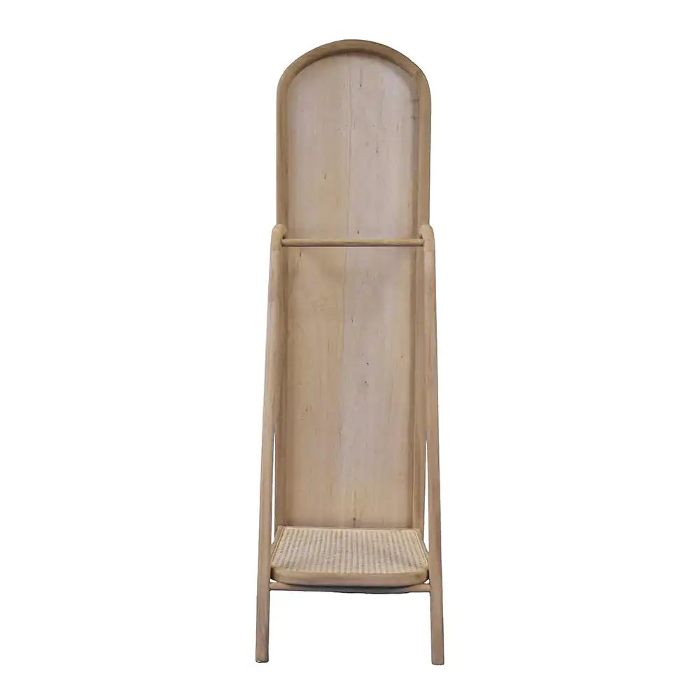 Arched Cheval Mirror & Rattan Shelf (الأناقة المقوسة)