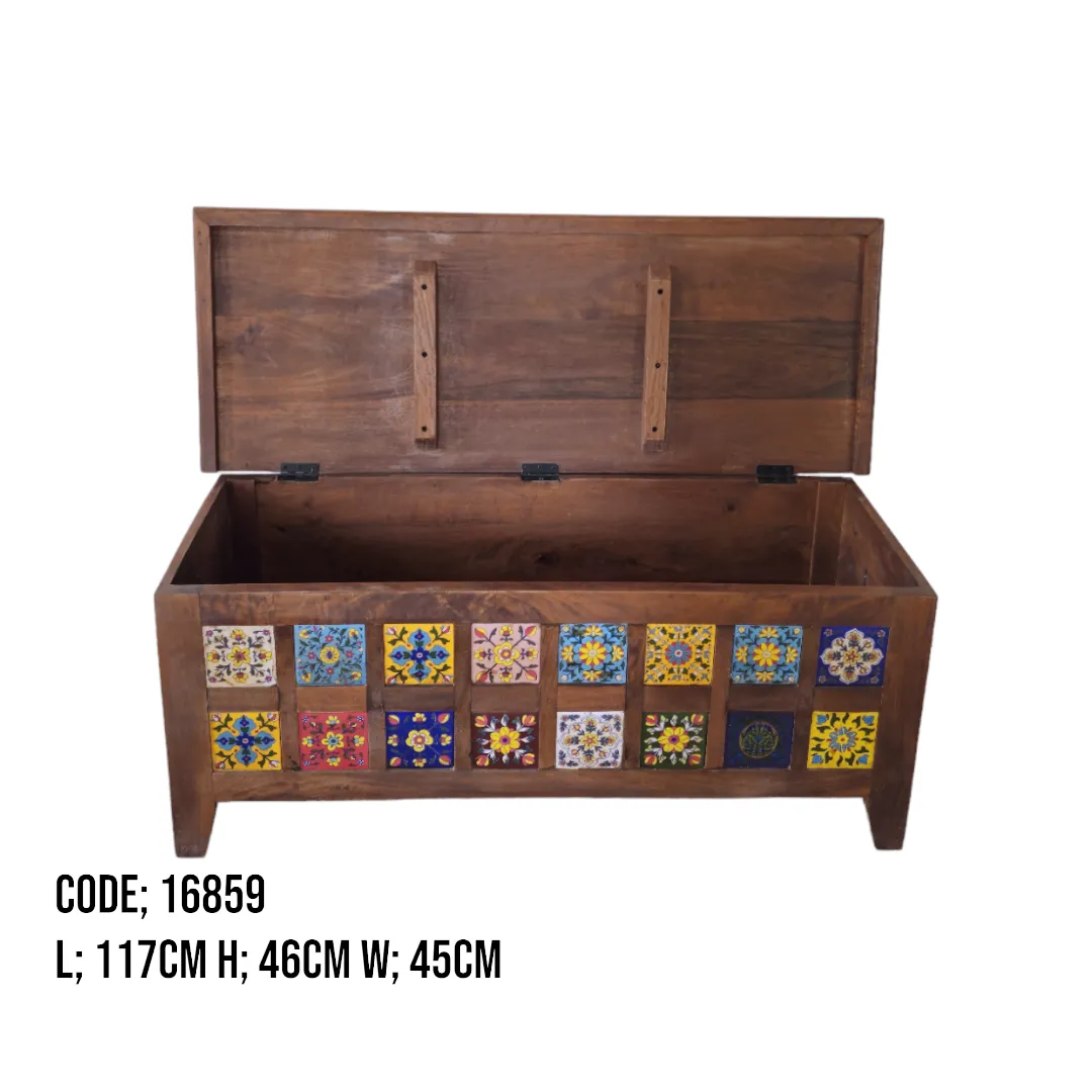 The Andalusian Artisan Trunk