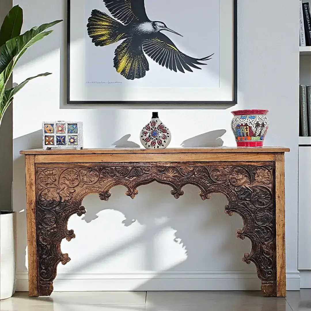 The Majestic Arch Console