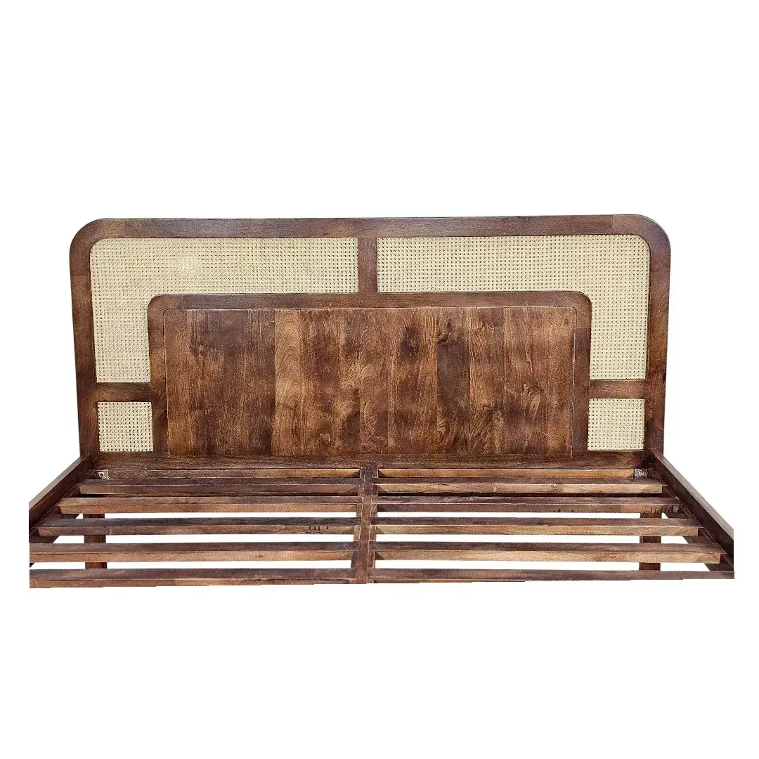 The Colonial Rattan Bed Frame  (Le Cadre de Lit Rattan Colonial)