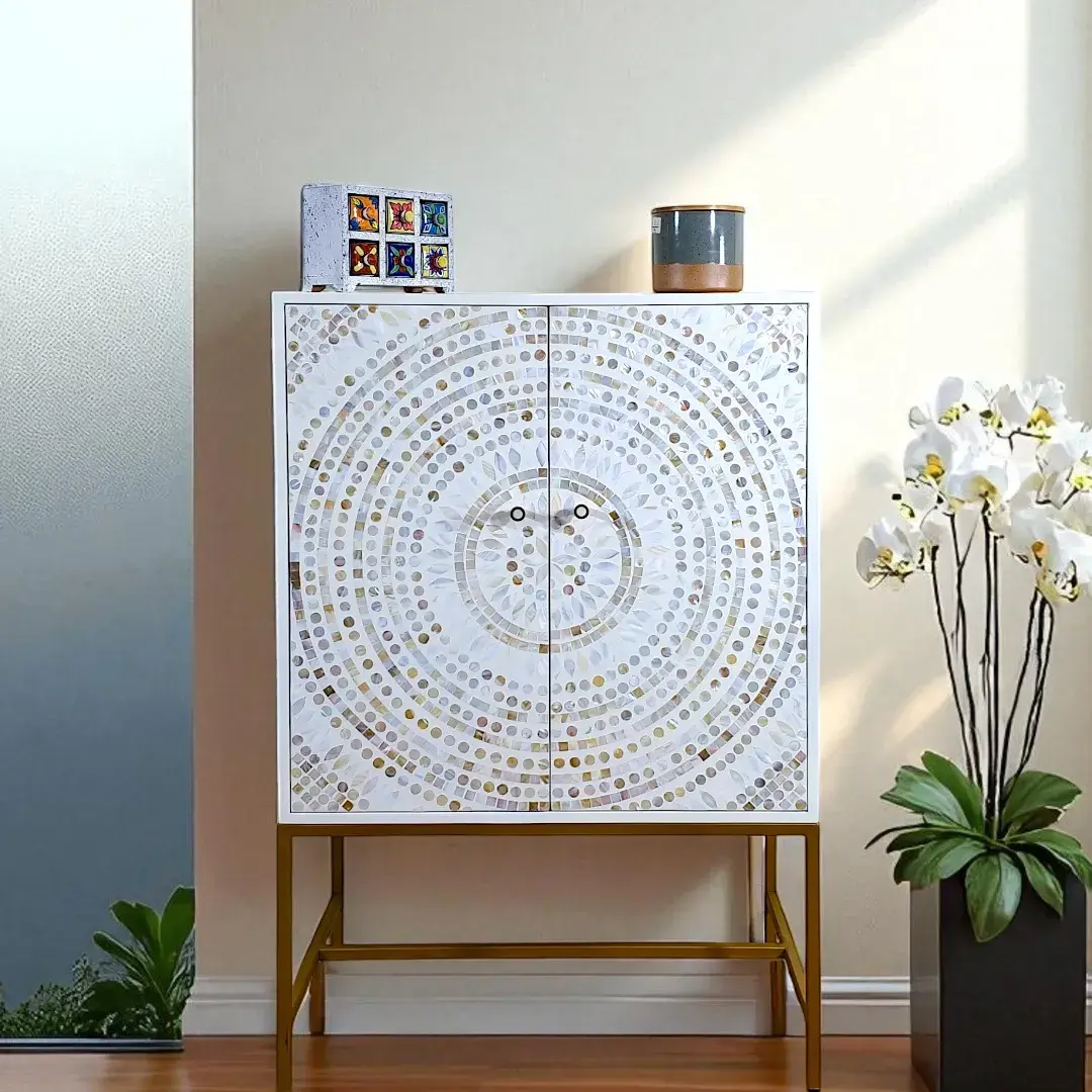 Pearl Radiance Wine Cabinet