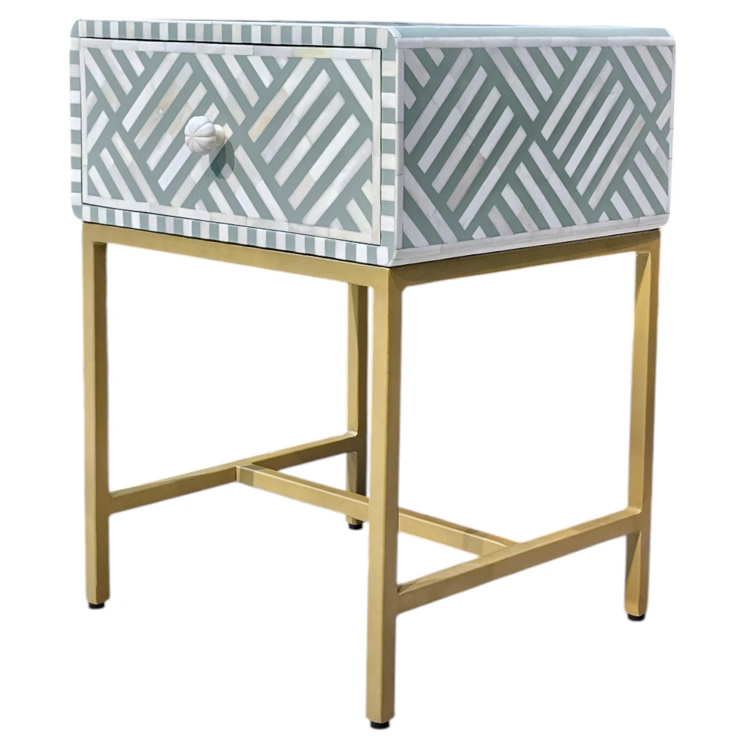 The Safavid Ribbon Geometric Bedside