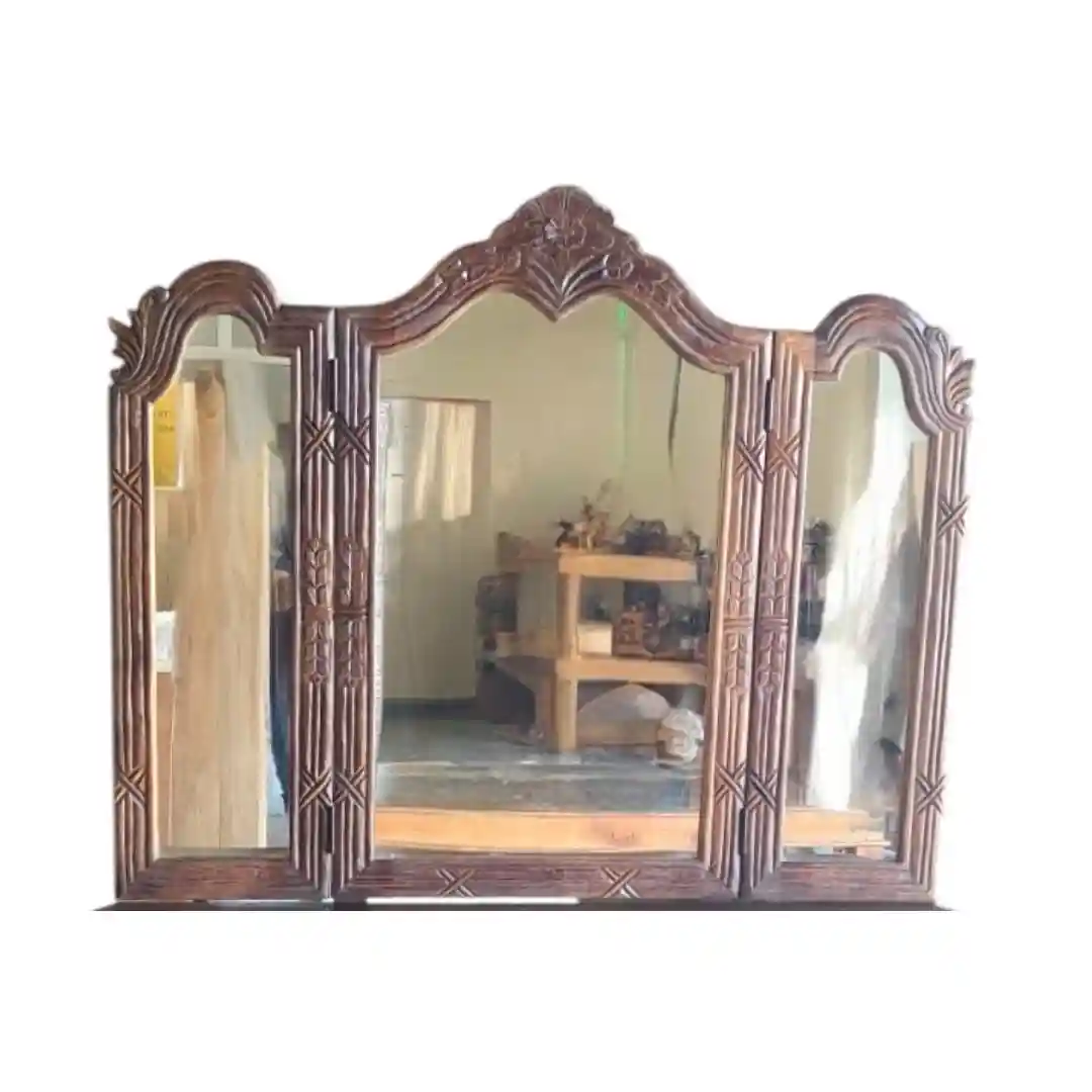 L’Orangerie Rococo Mirror