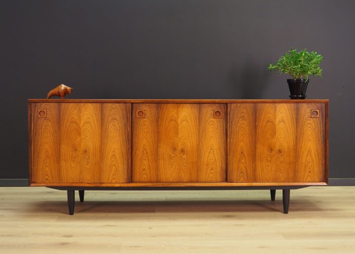 vintage-sideboard-1970s